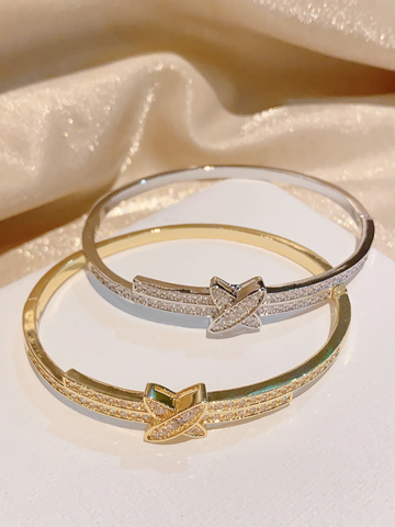 Copper Micro-Paved 18K Gold Cross Bracelet for Women, White Gold Plated with X-Shaped Zircon Inlay