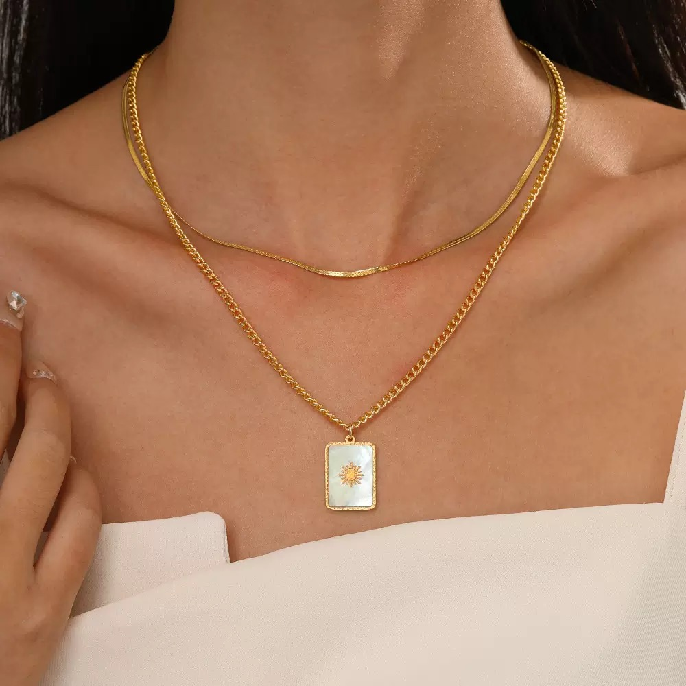 18K Gold-Plated Stainless Steel Double-Layer Geometric Square Shell Necklace for Women