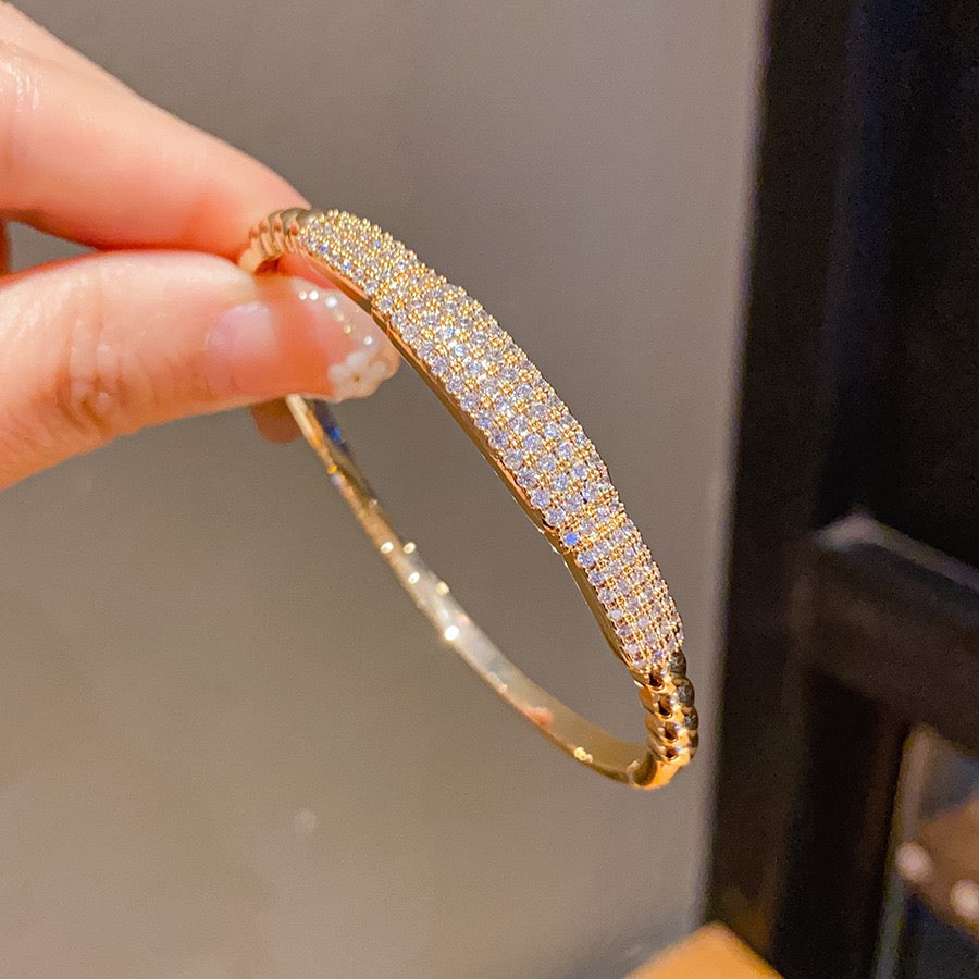 18K Real Gold-Plated Zircon Oval Bracelet