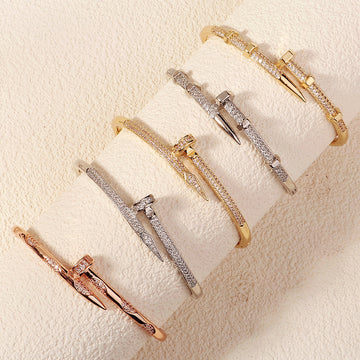 18K Gold-Plated Copper Zircon Bracelet – Nail Design Open Cuff, Wedding, Party & Evening Jewelry with Sparkling Stones          询问 ChatGPT